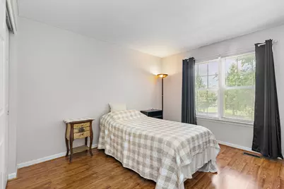 728 Brighton Circle, Port Barrington, IL 60010 - Photo 17