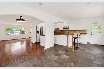 4425 Thornbark Court, Hoffman Estates, IL 60192 - Photo 11