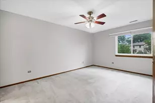 912 Manchester Cir, Schaumburg, IL 60193 - Photo 15