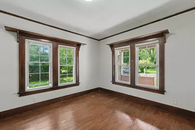 1626 W Clark Street, Champaign, IL 61821 - Photo 9