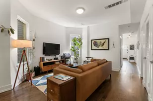 3329 W Pierce Ave, Chicago, IL 60651 - Photo 11