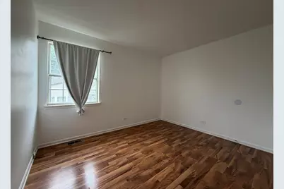 301 Cherrywood Court #301, Vernon Hills, IL 60061 - Photo 9