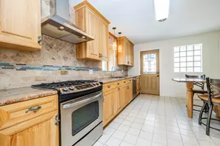 2334 S 10th Ave, North Riverside, IL 60546 - Photo 5