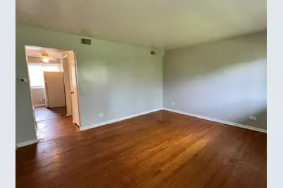 7530 S Saginaw Avenue #2B, Chicago, IL 60649 - Photo 3
