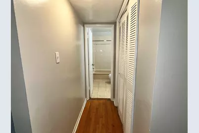 7530 S Saginaw Avenue #2B, Chicago, IL 60649 - Photo 9
