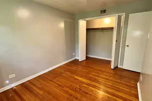 7530 S Saginaw Ave, Chicago, IL 60649 - Photo 7