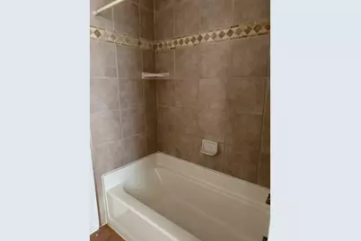 327 Wildberry Court #D2, Schaumburg, IL 60193 - Photo 17