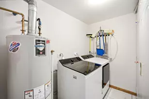 7410 W Lawrence Ave, Harwood Heights, IL 60706 - Photo 21