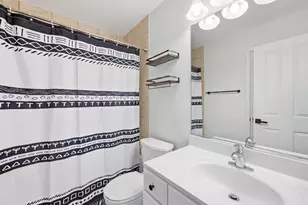 118 Oakton Dr, Lombard, IL 60148 - Photo 13