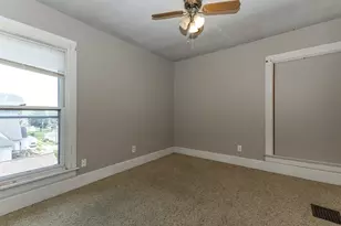 916 7th St, Fulton, IL 61252 - Photo 17