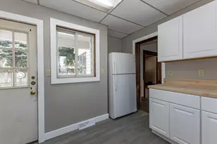 916 7th St, Fulton, IL 61252 - Photo 15