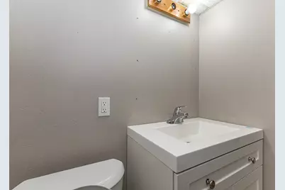 916 7th Street, Fulton, IL 61252 - Photo 27