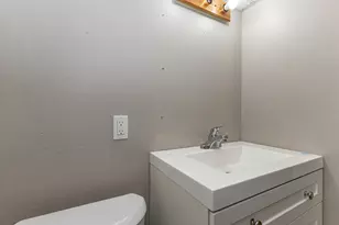 916 7th St, Fulton, IL 61252 - Photo 27