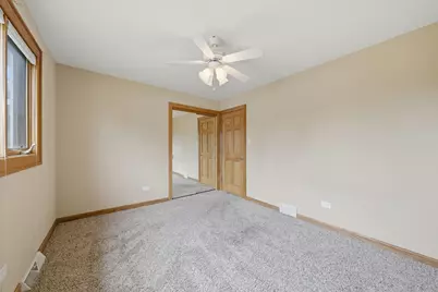 11942 S Lawler Avenue, Alsip, IL 60803 - Photo 17