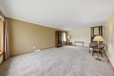11942 S Lawler Avenue, Alsip, IL 60803 - Photo 3