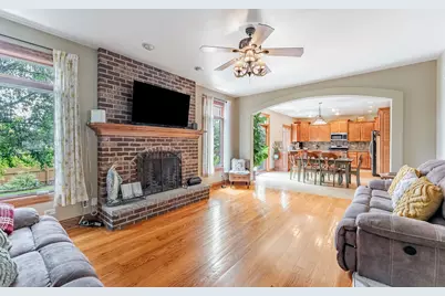 5207 Warren Avenue, Hillside, IL 60162 - Photo 9