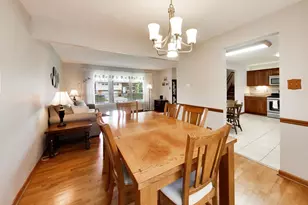 8938 S 81st Ave, Hickory Hills, IL 60457 - Photo 9