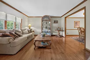 505 Wellesley Dr, Normal, IL 61761 - Photo 5