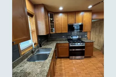 8030 S Whipple Street, Chicago, IL 60652 - Photo 7