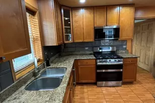 8030 S Whipple St, Chicago, IL 60652 - Photo 7
