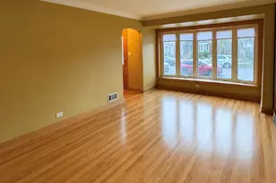 8030 S Whipple St, Chicago, IL 60652 - Photo 3