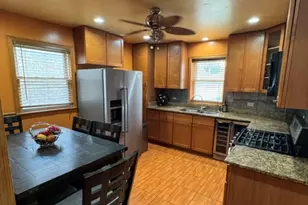 8030 S Whipple St, Chicago, IL 60652 - Photo 5