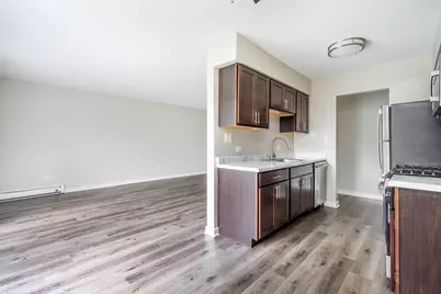 1305 E Turtle Creek Circle #E, Palatine, IL 60074 - Photo 7