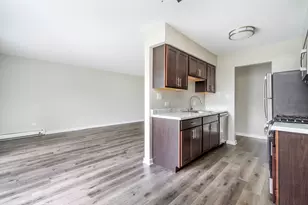 1305 E Turtle Creek Circle, Palatine, IL 60074 - Photo 7