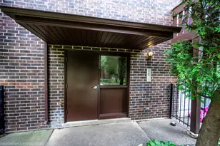 1305 E Turtle Creek Circle, Palatine, IL 60074 - Photo 1