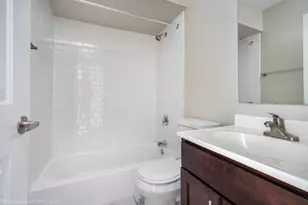 1305 E Turtle Creek Circle, Palatine, IL 60074 - Photo 17