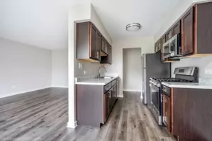 1305 E Turtle Creek Circle, Palatine, IL 60074 - Photo 5