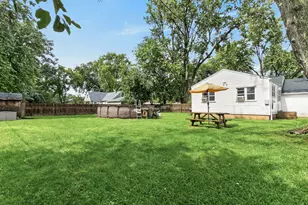 7107 N Oak St, Wonder Lake, IL 60097 - Photo 21