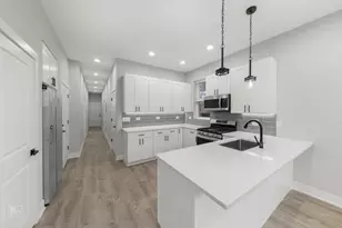 2317 W Taylor St, Chicago, IL 60612 - Photo 3