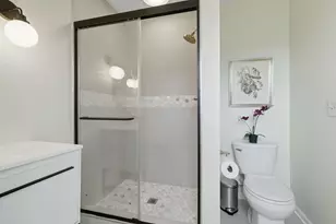 1 The Court Of Harbinger Falls, Northbrook, IL 60062 - Photo 17