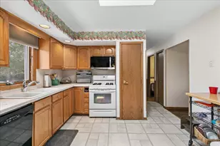 14045 Terry Dr, Orland Park, IL 60462 - Photo 9