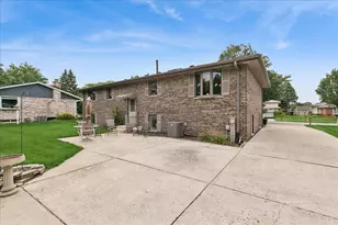 14045 Terry Dr, Orland Park, IL 60462 - Photo 21