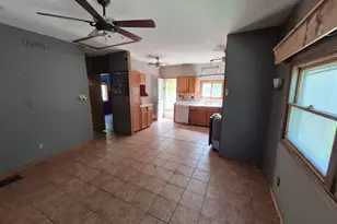 74 Cathryn St, Fox Lake, IL 60020 - Photo 9