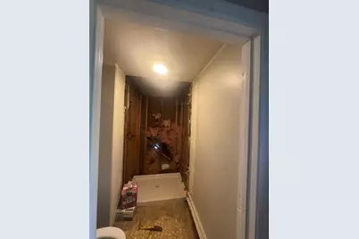 621 W Keith Avenue, Waukegan, IL 60085 - Photo 17