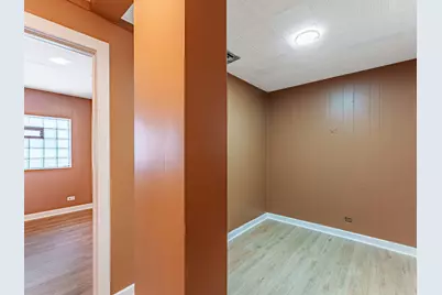 2137 Oak Park Avenue, Berwyn, IL 60402 - Photo 3