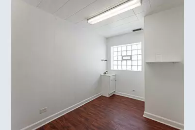 2137 Oak Park Avenue, Berwyn, IL 60402 - Photo 9