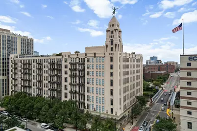 758 N Larrabee Street #418, Chicago, IL 60654 - Photo 1
