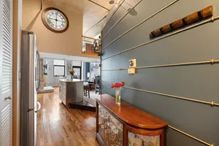 758 N Larrabee St, Chicago, IL 60654 - Photo 3