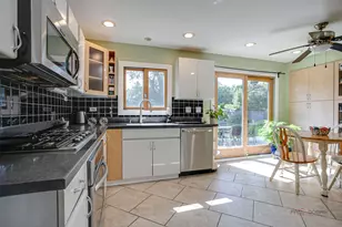 521 Arbor Gate Ln, Buffalo Grove, IL 60089 - Photo 15