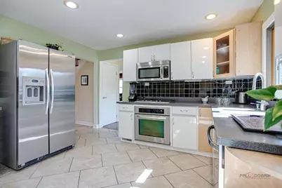521 Arborgate Lane, Buffalo Grove, IL 60089 - Photo 17