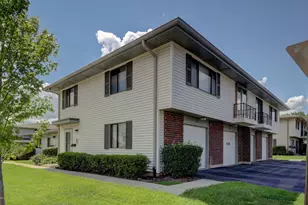 1101 Quanset Ct, Schaumburg, IL 60194 - Photo 1