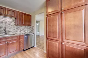 1101 Quanset Ct, Schaumburg, IL 60194 - Photo 9