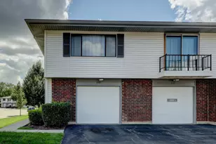 1101 Quanset Ct, Schaumburg, IL 60194 - Photo 3