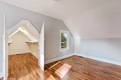 1910 Elmwood Avenue, Wilmette, IL 60091 - Photo 9