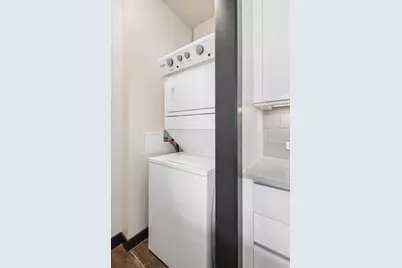 171 N Aberdeen Street #813, Chicago, IL 60607 - Photo 9