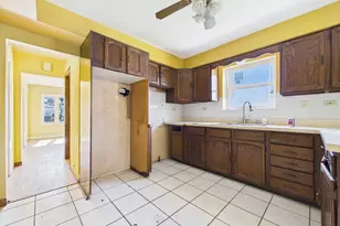 2716 N 75th Ct, Elmwood Park, IL 60707 - Photo 13